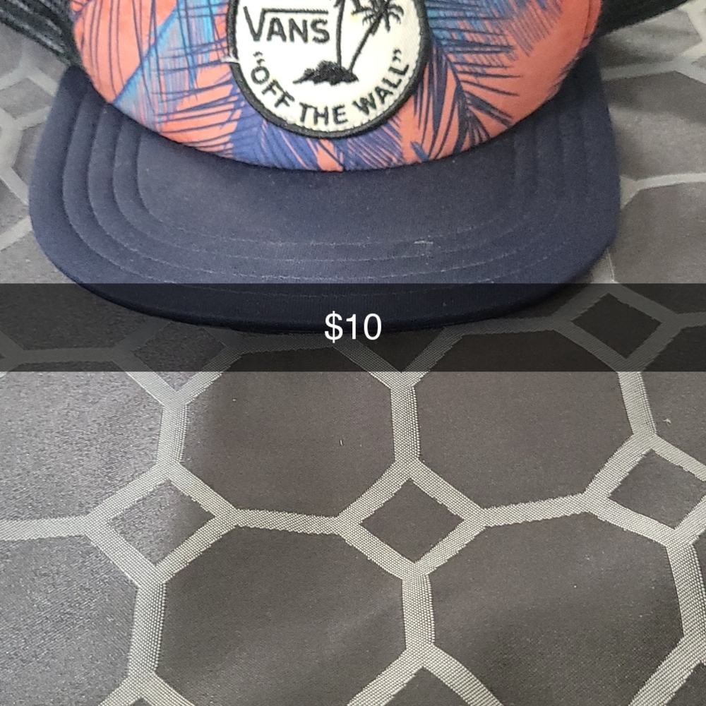 Items - Picture 8 of 16